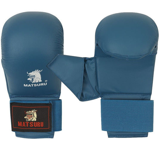 Karate vuist met duim-5