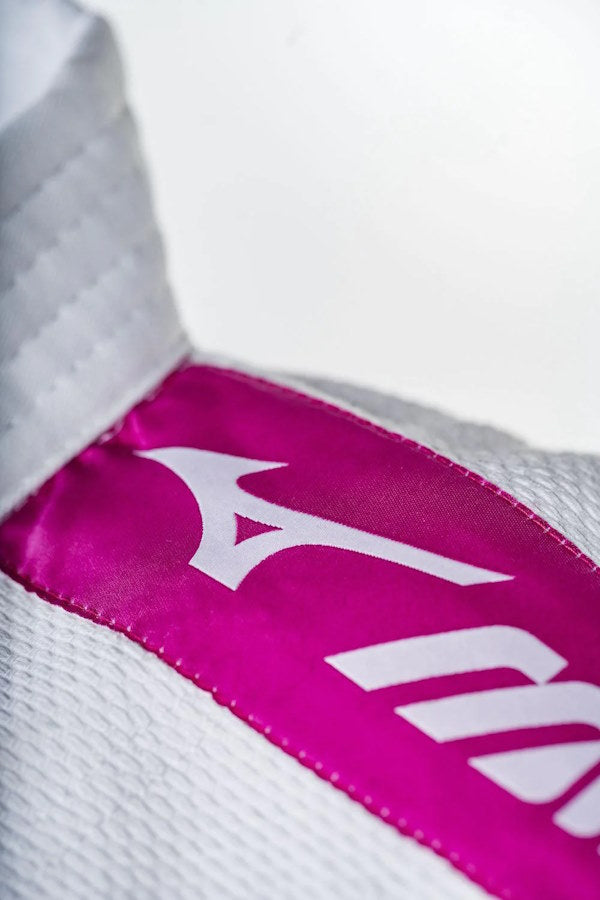 Mizuno Kodomo Roze schouderlabels